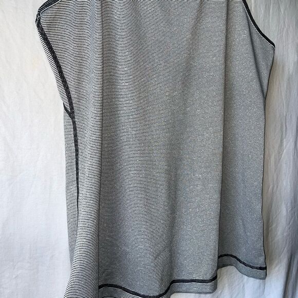 Z by Zella Gray Striped Racerback Tank Top- Women Medium - Picture 3 of 6